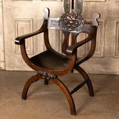 #50251 - Antique&nbsp;Oak&nbsp;Wood&nbsp;Armchair&nbsp;w/&nbsp;Lion&nbsp;Motif&nbsp;image