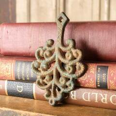 #50605 - Small&nbsp;Antique&nbsp;Cast&nbsp;Iron&nbsp;Trivet&nbsp;image