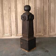 #52813 - Salvaged&nbsp;Small&nbsp;Antique&nbsp;Wood&nbsp;Newel&nbsp;Post&nbsp;image