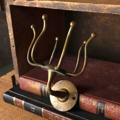 #53661 - Antique&nbsp;Brass&nbsp;Bathroom&nbsp;Prong&nbsp;Cup&nbsp;Holder&nbsp;image