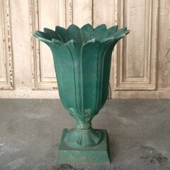 #55463 - Vintage&nbsp;Cast&nbsp;Aluminum&nbsp;Garden&nbsp;Urn&nbsp;Planter&nbsp;image
