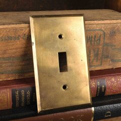 #55685 - Vintage&nbsp;Brass&nbsp;Toggle&nbsp;Light&nbsp;Switch&nbsp;Cover&nbsp;Plate&nbsp;image