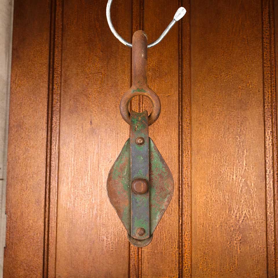 3x9 Antique Cast Iron Metal Pulley & Hook image 3