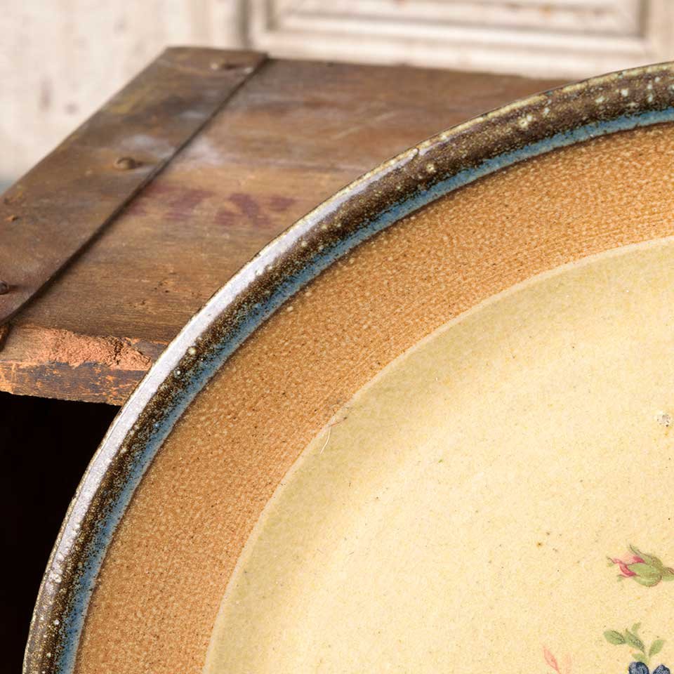 11" Vintage Plate with Floral Pattern image 4