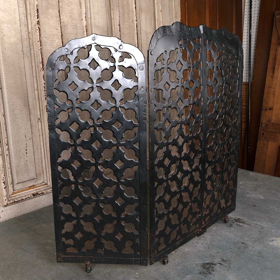 Folding Metal Fireplace Screen image 4