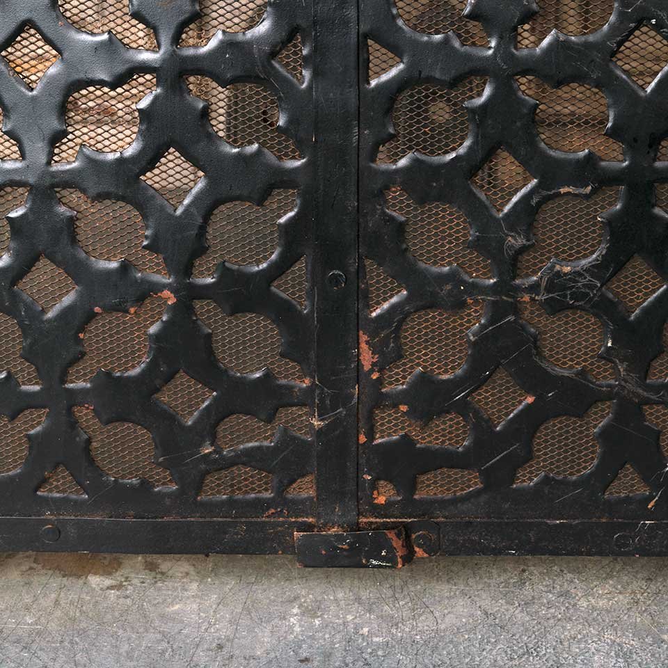 Folding Metal Fireplace Screen image 5