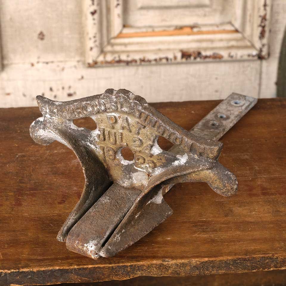 Antique Cast Iron Metal Roof Snow Bird image 1