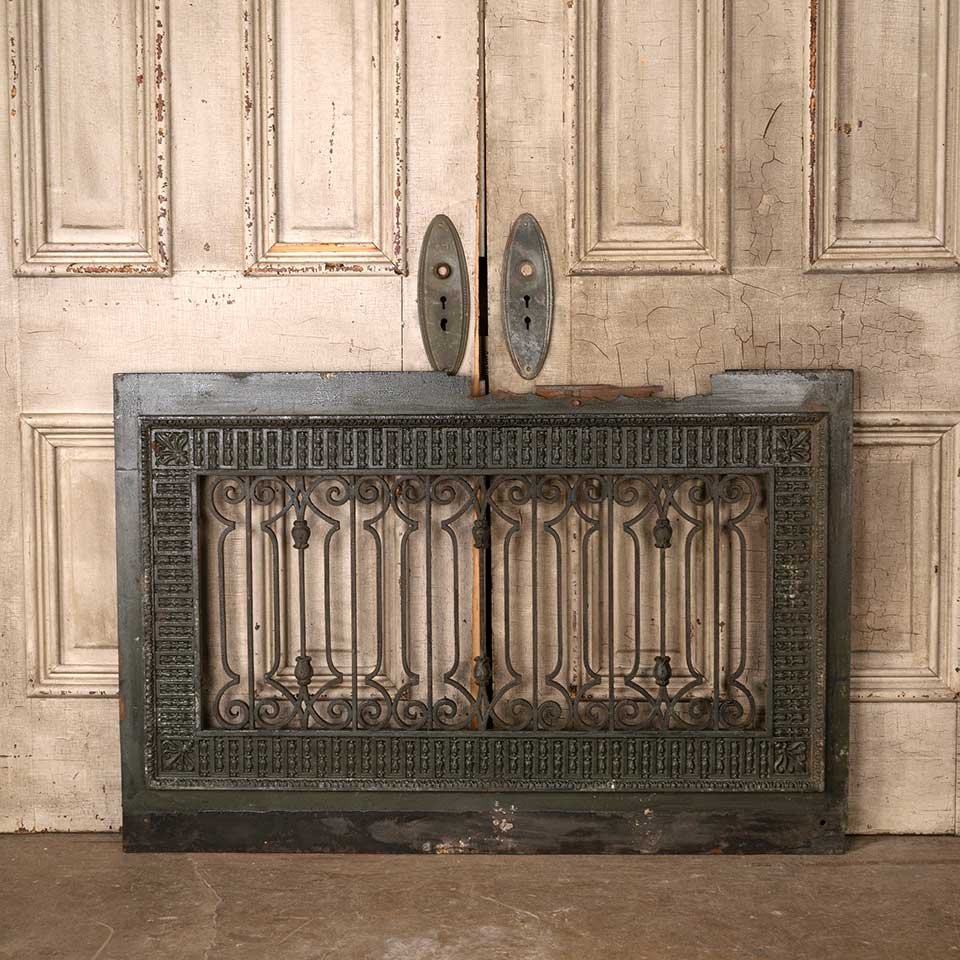 44x29 Antique Ornate Cast Iron Grate Panel image 1
