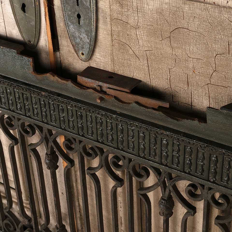 44x29 Antique Ornate Cast Iron Grate Panel image 3