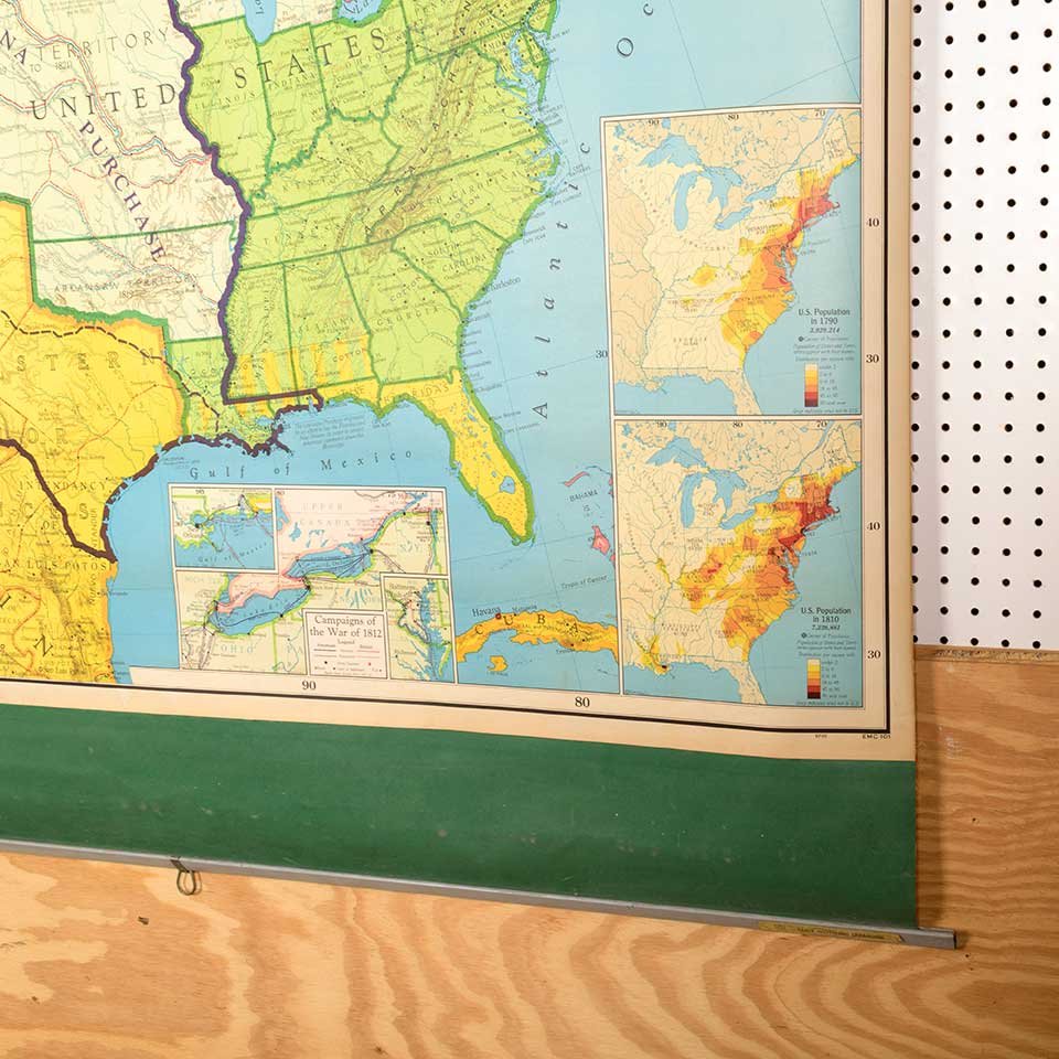 Vintage Pull-Down Map of the United States image 2