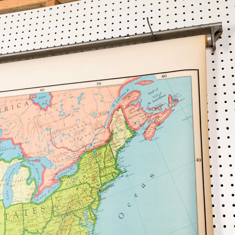 Vintage Pull-Down Map of the United States image 3