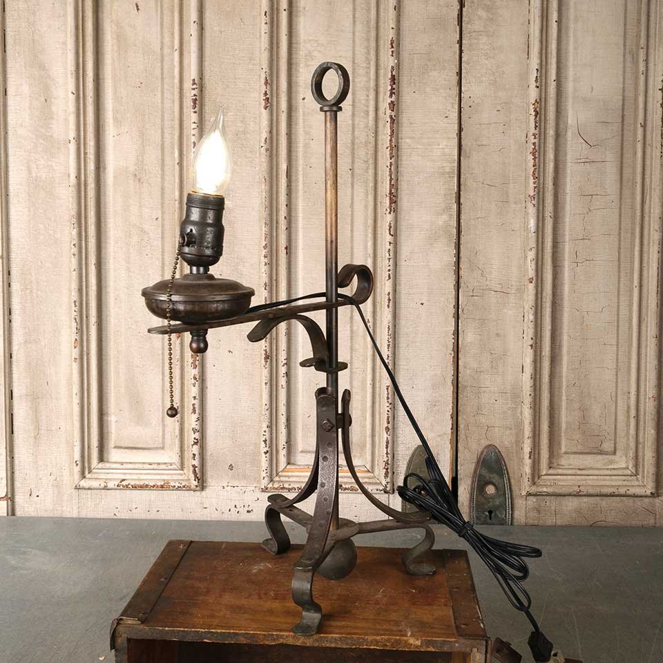 23" Antique Wrought Iron Table Lamp image 4