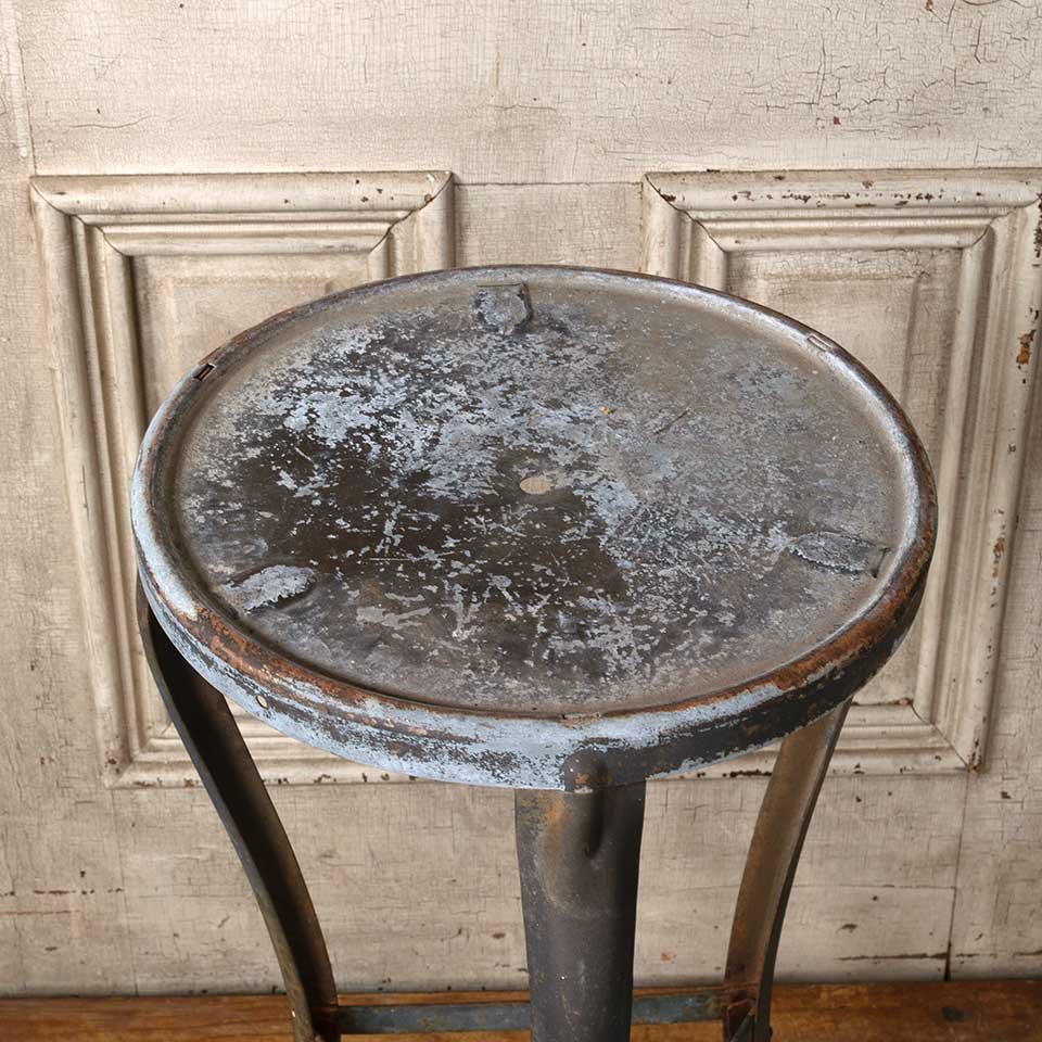 13x28 Vintage Round Metal Pedestal Table image 2