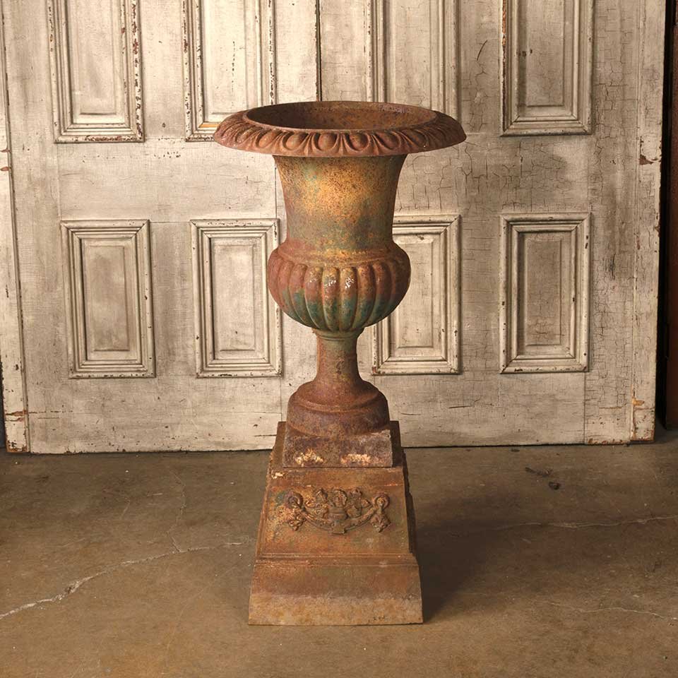 21" Antique Cast Iron Garden Urn & Pedestal image 2