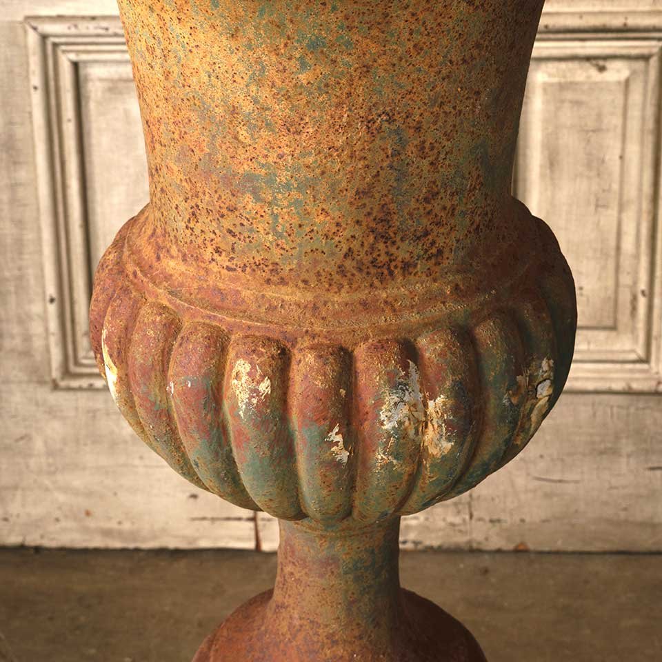 21" Antique Cast Iron Garden Urn & Pedestal image 7