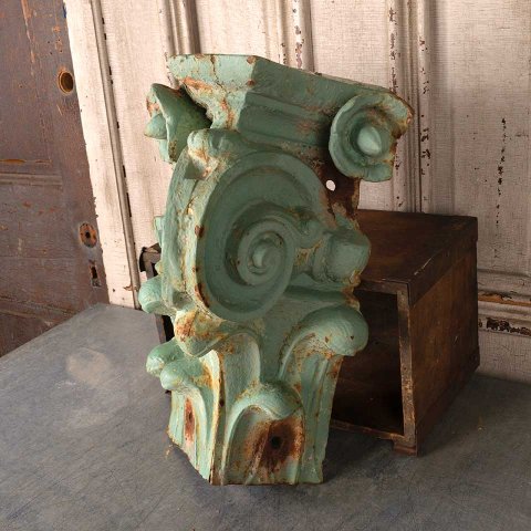 #10086 Salvaged Antique Cast Iron Building Ornament image 6