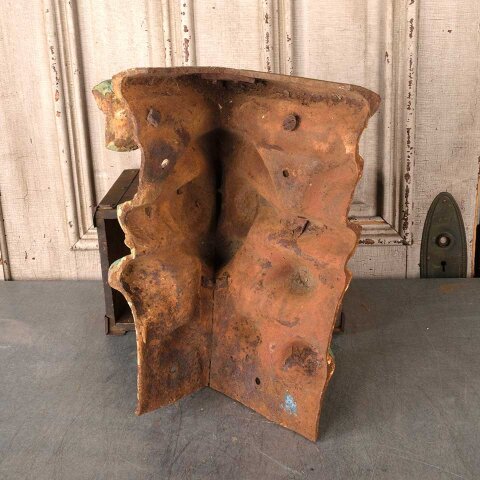 #10086 Salvaged Antique Cast Iron Building Ornament image 8