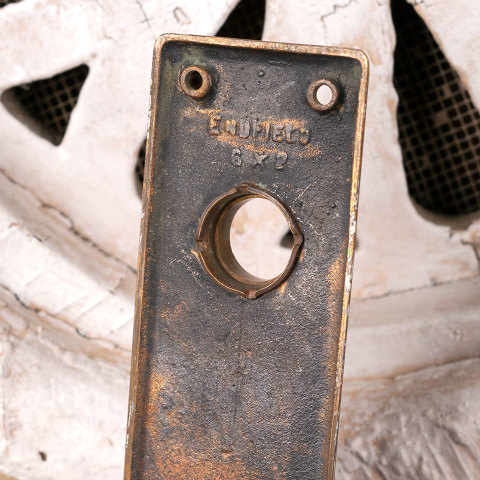 #16476 Antique Bronze Doorknob Backplate image 5