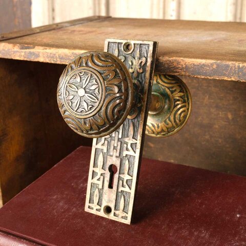 #23606 Antique Mallory Wheeler Door Hardware Set image 4