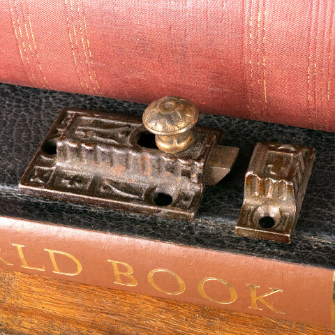 #32721 Antique Victorian Eastlake Cabinet Door Latch image 4