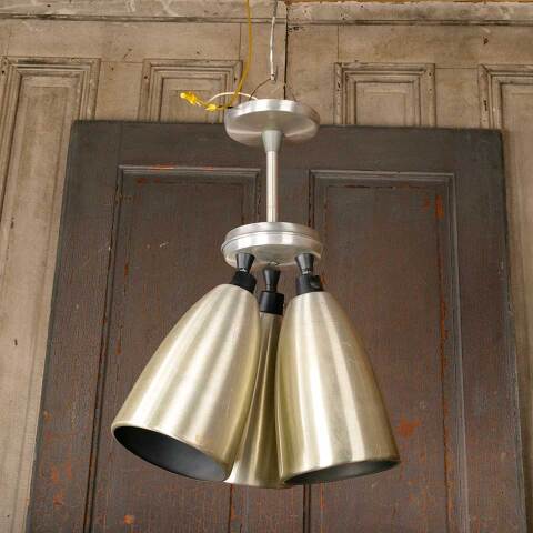 #37861 Salvaged Vintage 3 Bulb Metal Light Fixture image 4