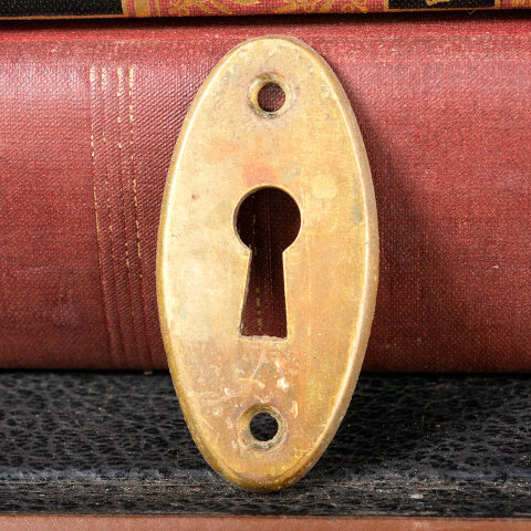 #41206 Yale & Towne Brass Keyhole Escutcheon image 2