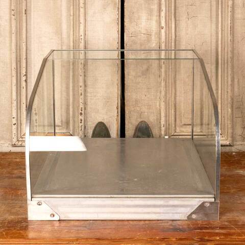 #41266 Vintage Curved Front Countertop Display Case image 2