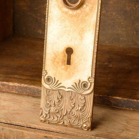 #41546 Antique Russell & Erwin Doorknob Backplate image 4