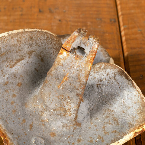 #41981 Salvaged Antique Cast Iron Bathtub Claw Foot image 4