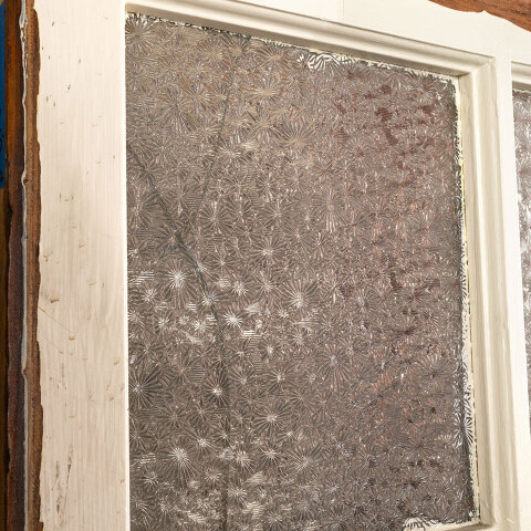 #43222 Antique 8 Lite Window with Pressed Glass image 3