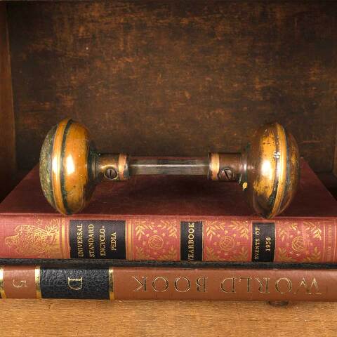 #43956 Salvaged Antique Brass Doorknobs Hardware image 4