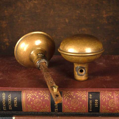 #43956 Salvaged Antique Brass Doorknobs Hardware image 7