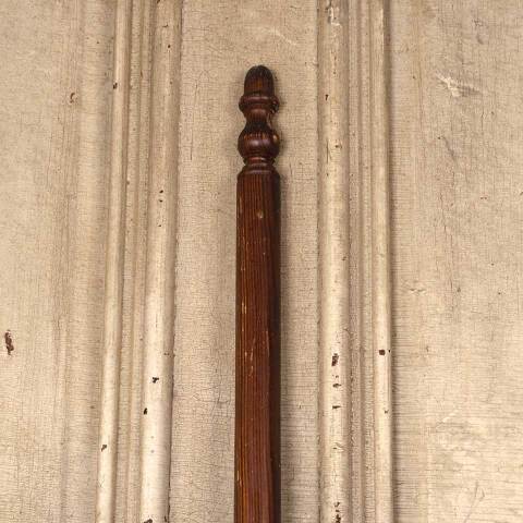 #44114 Antique Turned Pine Wall Corner Protector image 2