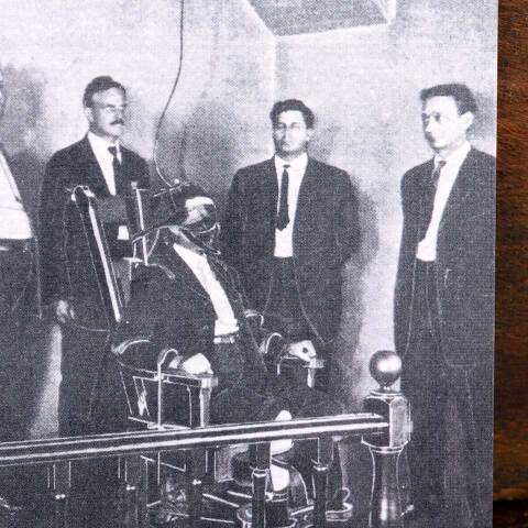 #45667 Death Chair, Ohio Penitentiary Postcard image 2