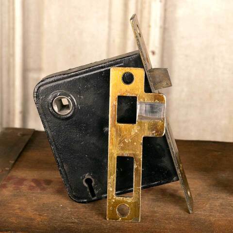 #46495 Antique Yale Door Mortise Lock Set & Strike image 4