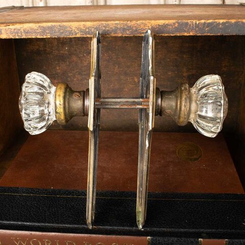 #46797 Antique Russell & Erwin Glass Doorknob Set image 3
