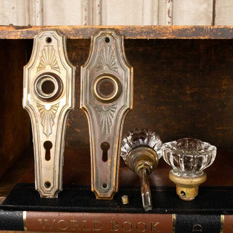 #46797 Antique Russell & Erwin Glass Doorknob Set image 7