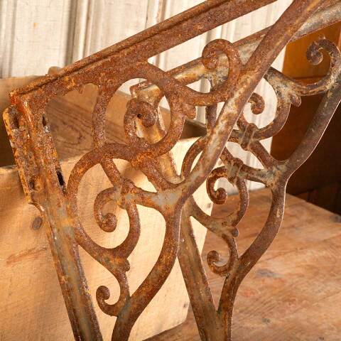 #47324 Antique Cast Iron Marble Top Sink Brackets image 4