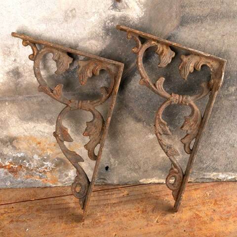 #47361 Antique Ornate Cast Iron Shelf Brackets image 4