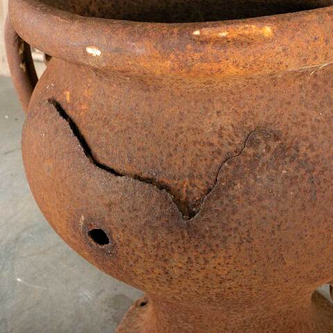 #47802 Antique Rusty Cast Iron Handled Garden Urn image 6