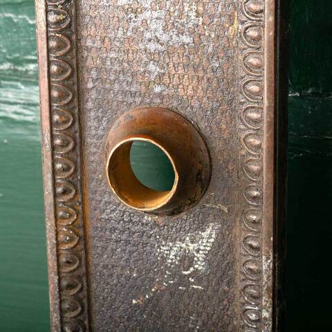 #47994 Antique Ohio Statehouse Doorknob Backplate image 4