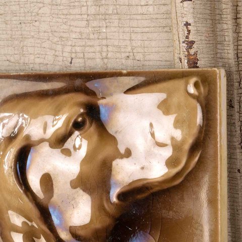 #49076 6x6 Cambridge Encaustic Fireplace Dog Tile image 4