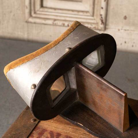 #49367 Antique Victorian Stereoscope image 4