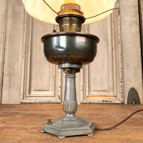 #49488 Antique Aladdin Electrified Oil Lamp image 6