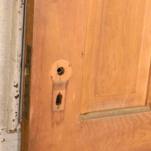 #50350 28x76 Antique 4 Panel Pine Interior Door image 7