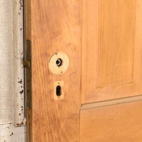 #50352 28x77 Antique 4 Panel Pine Interior Door image 8