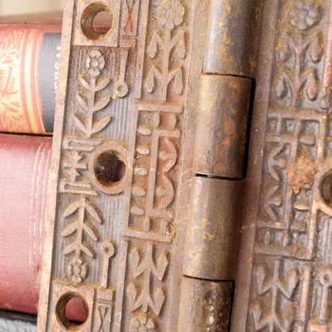 #50367 3 1/2" Antique Ornate Cast Iron Door Hinge image 3