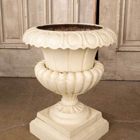 #50395 Antique Cast Iron Garden Urn Planter image 5