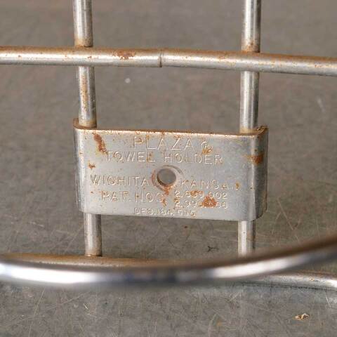 #50407 Vintage Wall Mount Chrome Towel Holder image 3