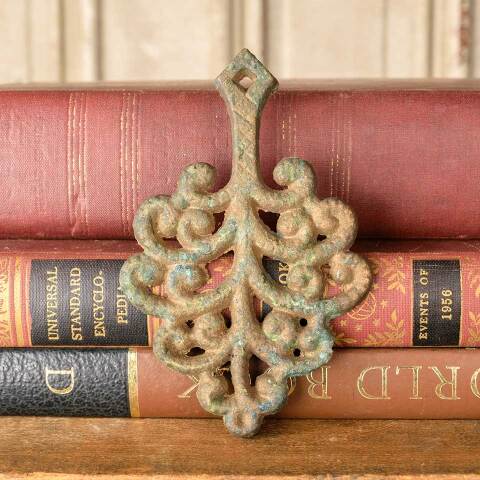 #50605 Small Antique Cast Iron Trivet image 4